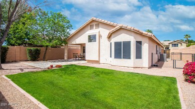 5743 E Grove Cir, Mesa, AZ 85206 - photo 5