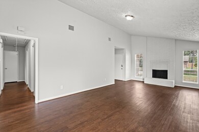 10811 Coralstone Rd, Houston, TX 77086 - photo 7