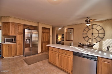 106 Elmwood Dr, Moscow, PA 18444 - photo 6