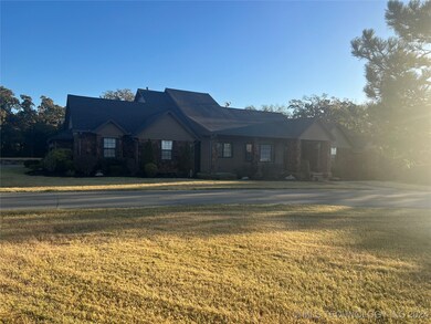 905 W 9th St, Cushing, OK 74023 - photo 4