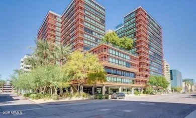 Optima Biltmore Towers unit 703, Phoenix, AZ 85016 - photo 3