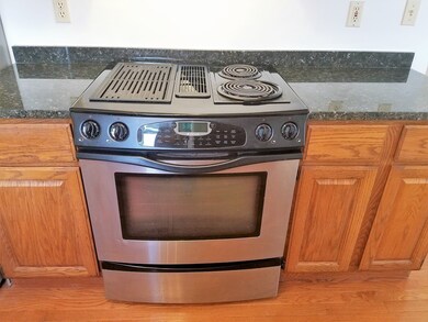 87 Pennacook Dr unit 30, Leominster, MA 01453 - photo 7