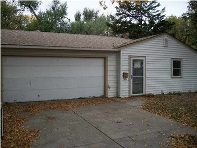 3 car garage with work shop! This garage/workshop 