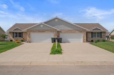 212 E Charter Dr, Muncie, IN 47303 - photo 2