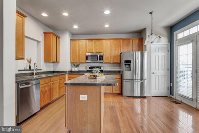 2763 Wakewater Way, Woodbridge, VA 22191 - photo 3