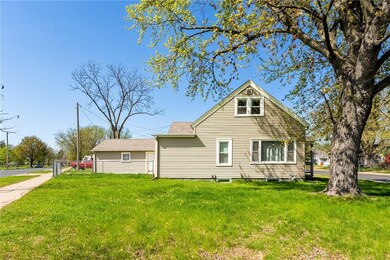 814 Fleming Ave, Eau Claire, WI 54701 - photo 4