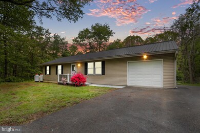 11890 Mountain Ash Rd, Clear Spring, MD 21722 - photo 2