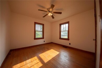 3013 14th St, Columbus, IN 47201 - photo 6