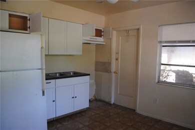 18 N Evergreen Ave, Clearwater, FL 33755 - photo 3