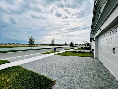 13590 Spruce Pine Dr, Westlake, FL 33411 - photo 2