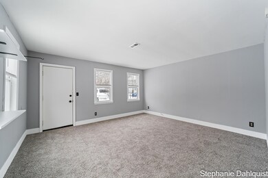 326 Mason Ave, Muskegon, MI 49441 - photo 5