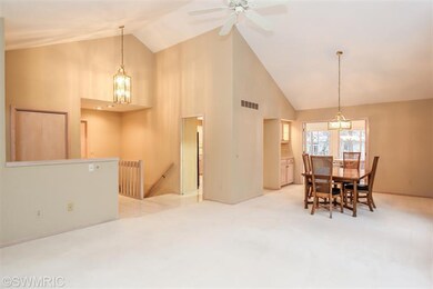 2121 N Quail Crest Ct SE, Grand Rapids, MI 49546 - photo 3