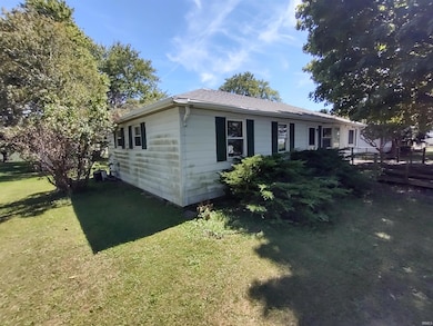 9871 S Evans Rd, Brookston, IN 47923 - photo 3