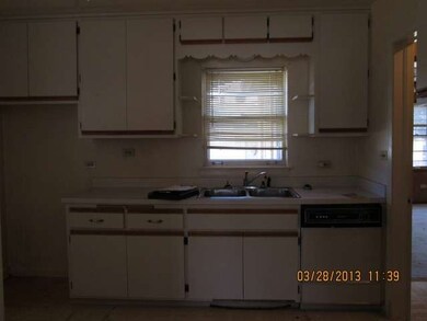 1923 Manchester Ave, Westchester, IL 60154 - photo 4