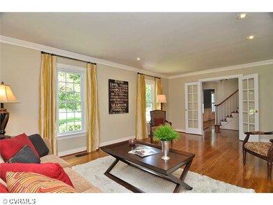 Living Room - Lovely Living Room