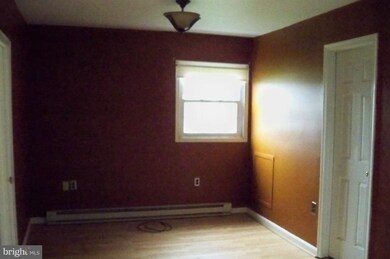 773 Sir Johns Run Rd, Berkeley Springs, WV 25411 - photo 5