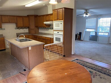 297 County Road 160, Whitesboro, TX 76273 - photo 4