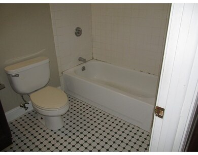 21 Harold St unit 2, Roxbury, MA 02119 - photo 6