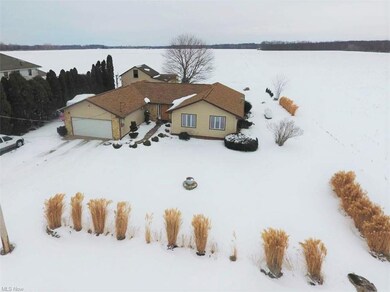 7716 Frailey Rd, Vermilion, OH 44089 - photo 2