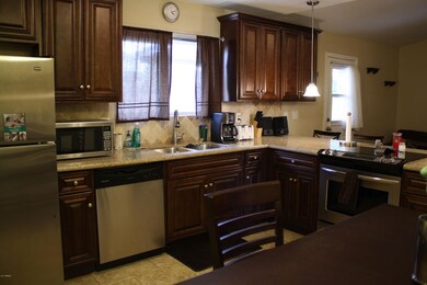 Kitchen 3