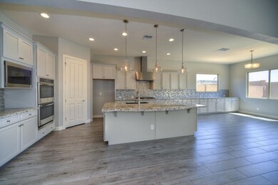 006_KitchenDining