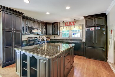 009_Kitchen