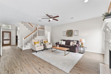 304 Eagle Lakes Dr, Friendswood, TX 77546 - photo 4