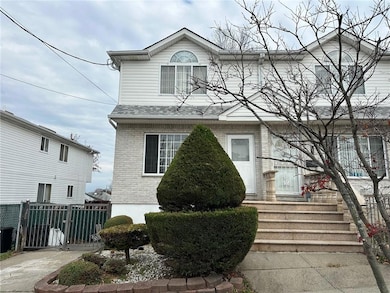 99 Reynolds St, Staten Island, NY 10305 - photo 3
