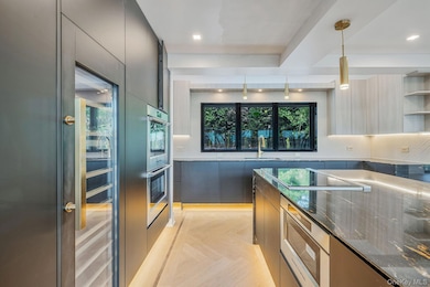 7 Riverview Terrace, Smithtown, NY 11787 - photo 5