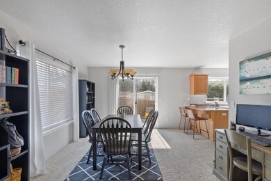 1115 SE Allenwood Dr, Grants Pass, OR 97527 - photo 5