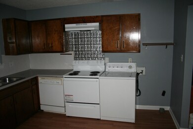 5210 Donlyn Ln, Hixson, TN 37343 - photo 5