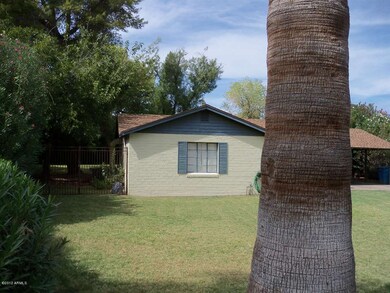 Burtch - 2824 East Mulberry Drive Front