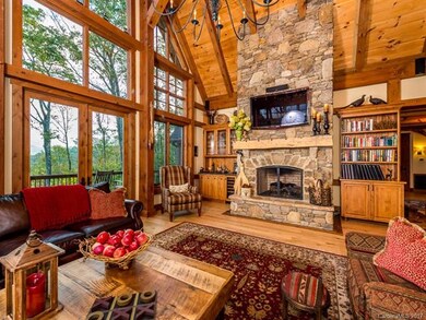 93 Tagline Way - Interior - Great Room (2)