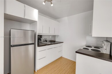 1502 Jefferson Ave unit 107, Miami Beach, FL 33139 - photo 6