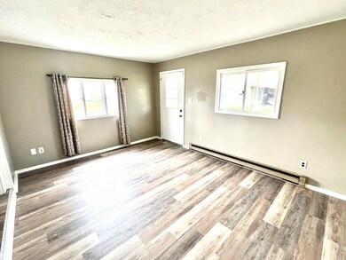 252 Coovert St, Columbus, IN 47201 - photo 3