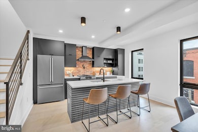 1139 41 N 3rd St unit 10, Philadelphia, PA 19123 - photo 3