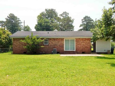 305 Lakewood Dr, Jacksonville, NC 28546 - photo 3