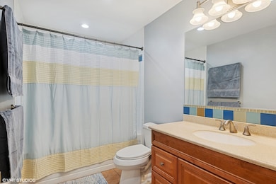 4832 Crest Ct, Waukegan, IL 60087 - photo 5