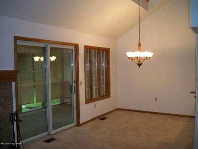 50 Village Dr unit 22, Stroudsburg, PA 18360 - photo 5