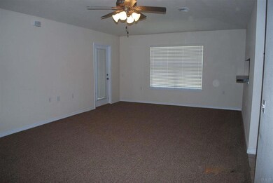 unlisted-address, Pensacola, FL 32534 - photo 6
