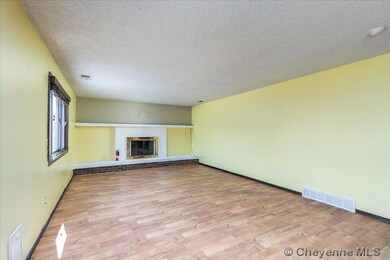 5101 Timberline Rd, Cheyenne, WY 82009 - photo 2