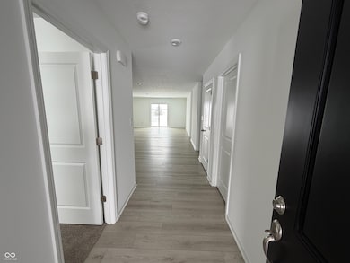 6696 Blackthorne Dr, Pendleton, IN 46064 - photo 2