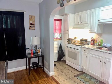 3715 Overview Rd, Baltimore, MD 21215 - photo 5