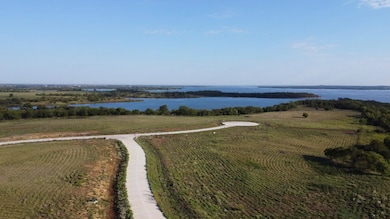 1051 Lakeway Dr, Sanger, TX 76266 - photo 6