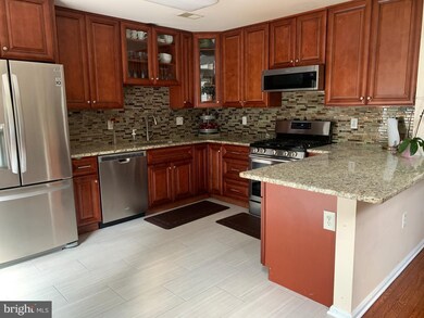 103 Camelot Ct, Princeton, NJ 08540 - photo 5