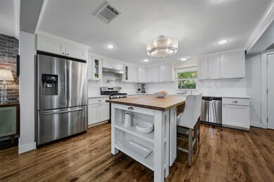 409 Vincent St, Houston, TX 77009 - photo 6