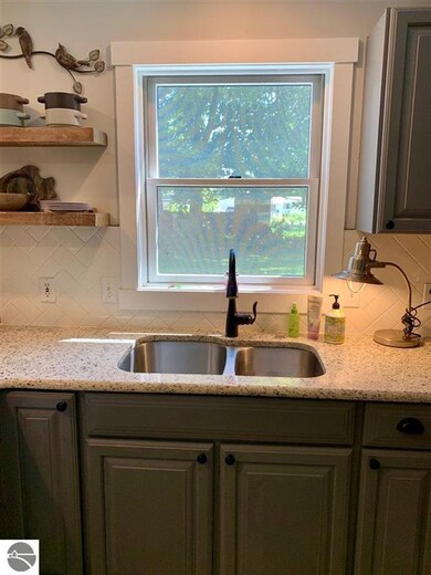 209 Center St, Elk Rapids, MI 49629 - photo 4