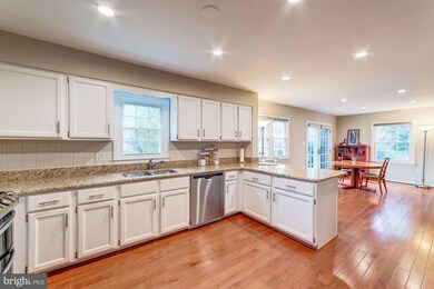 6114 Windward Dr, Burke, VA 22015 - photo 4