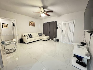 343 W 42nd St, Hialeah, FL 33012 - photo 4