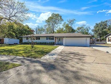 1103 Sunset Dr, Ennis, TX 75119 - photo 2